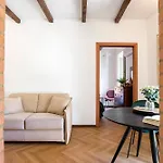 Palline Balcony * Rom