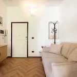 Apartment Palline Balcony Rom